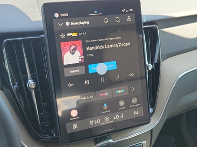 2026 Volvo XC60 Plug-In Hybrid Plus