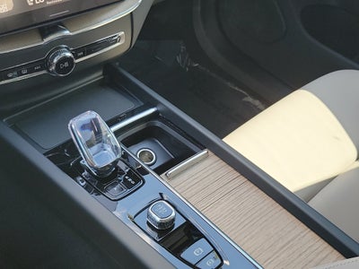 2026 Volvo XC60 Plug-In Hybrid Plus