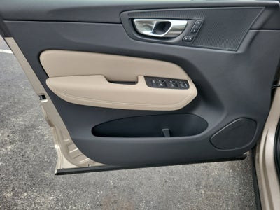 2026 Volvo XC60 Plug-In Hybrid Plus