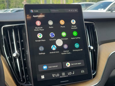2026 Volvo XC60 Plug-In Hybrid Plus