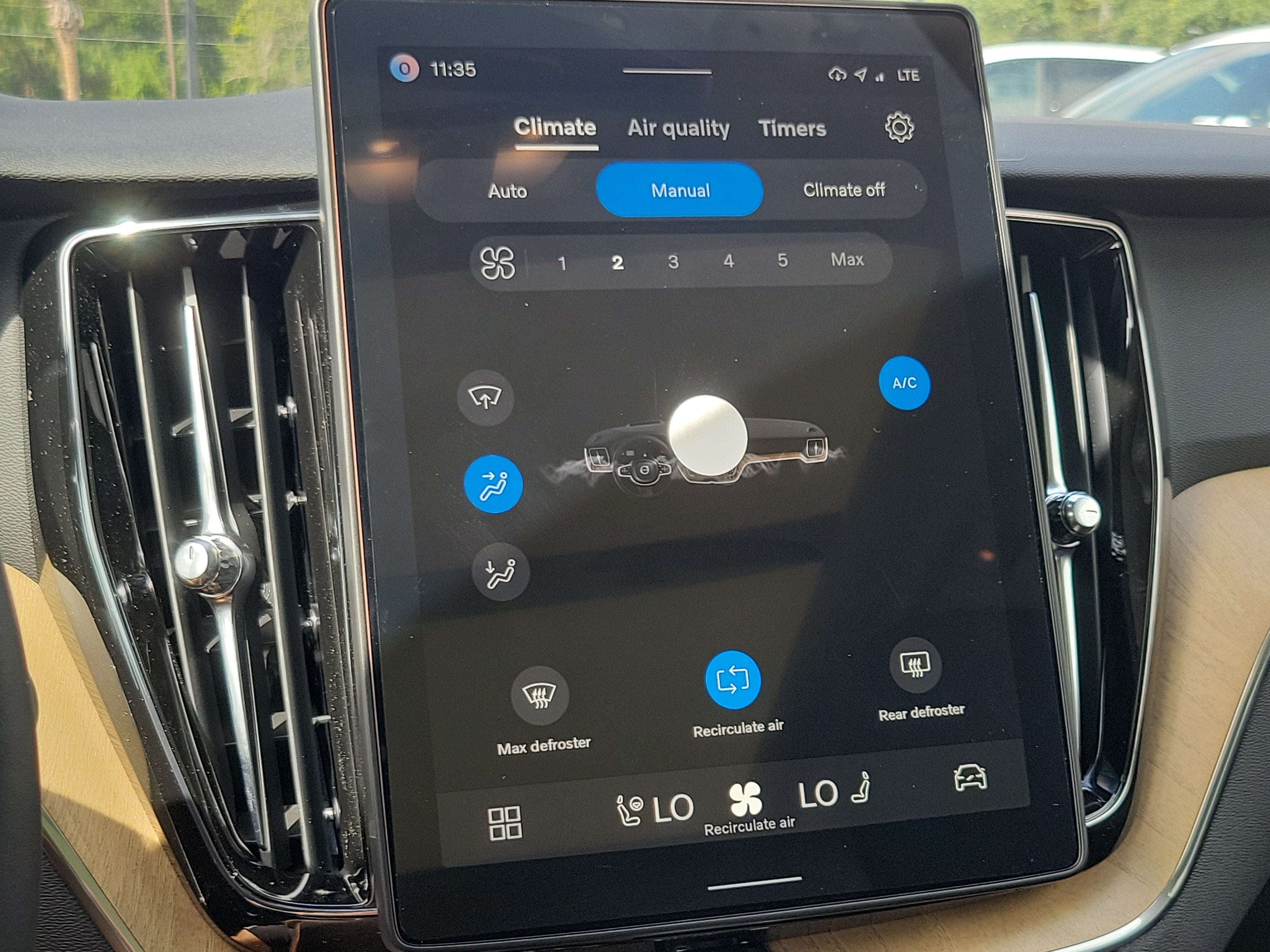 2026 Volvo XC60 Plug-In Hybrid Plus