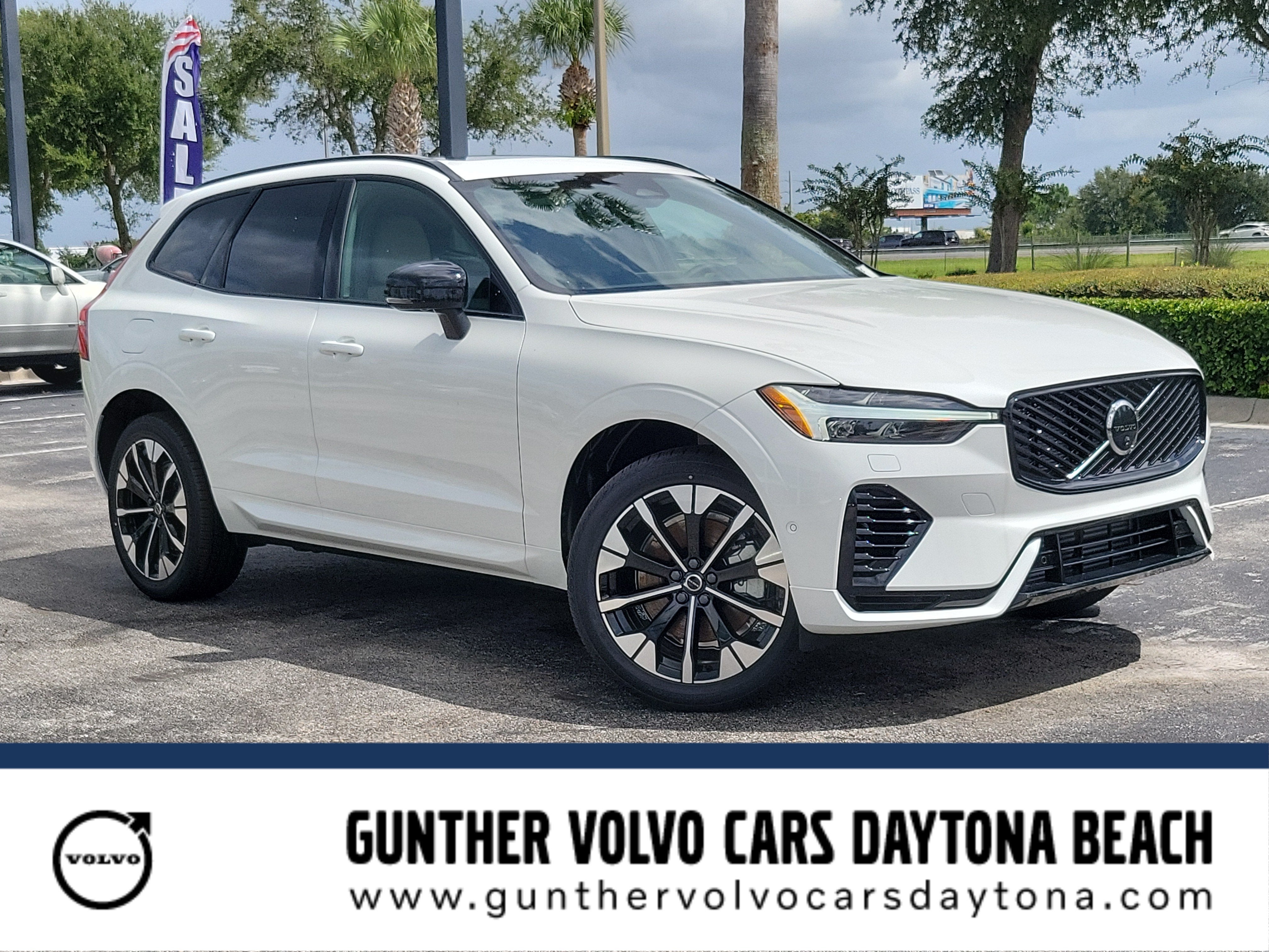 2026 Volvo XC60 Plug-In Hybrid Plus