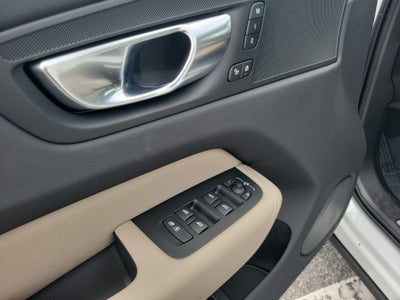 2026 Volvo XC60 Plug-In Hybrid Plus