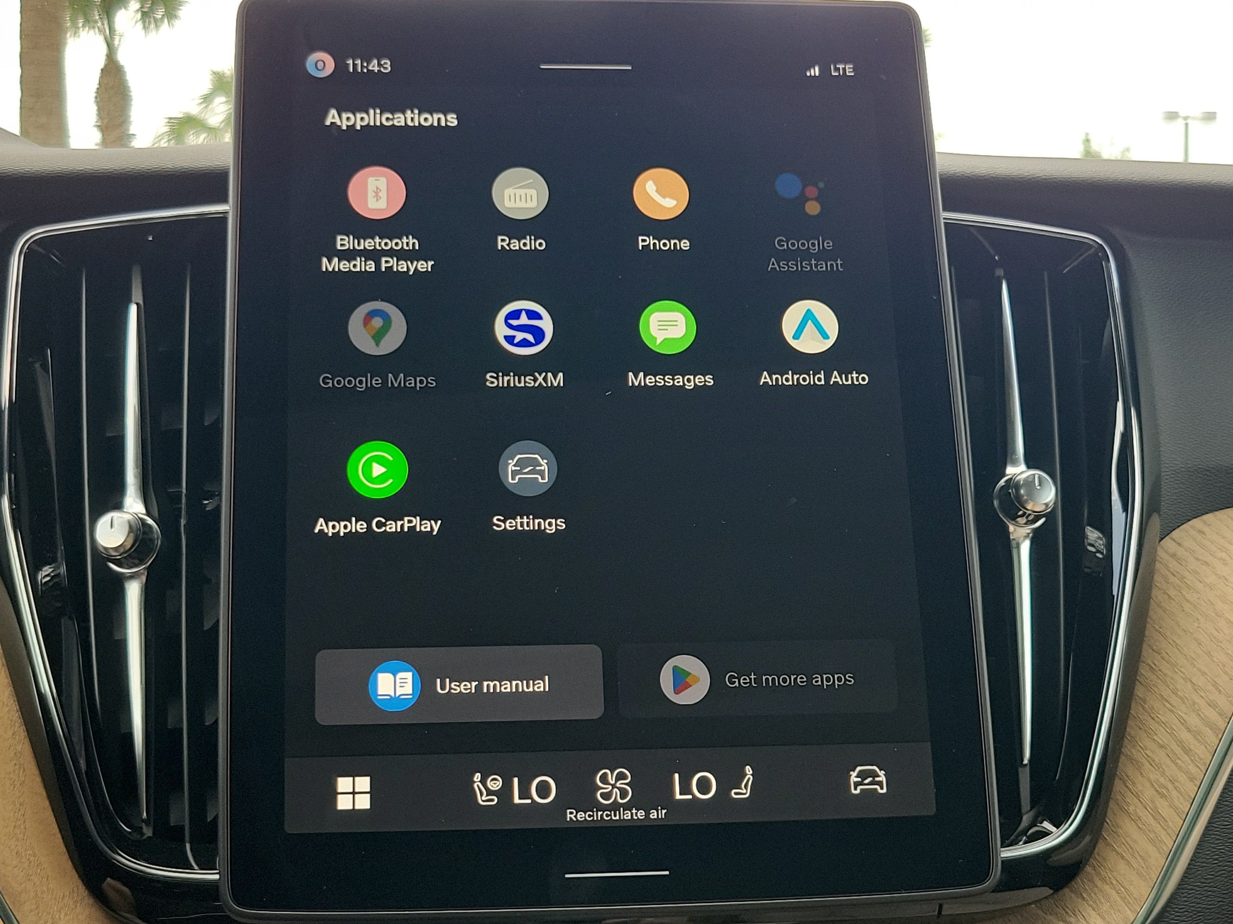 2026 Volvo XC60 Plug-In Hybrid Plus