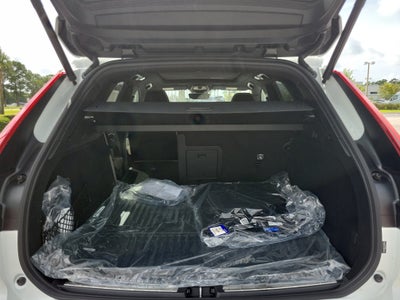2026 Volvo XC60 Plug-In Hybrid Plus