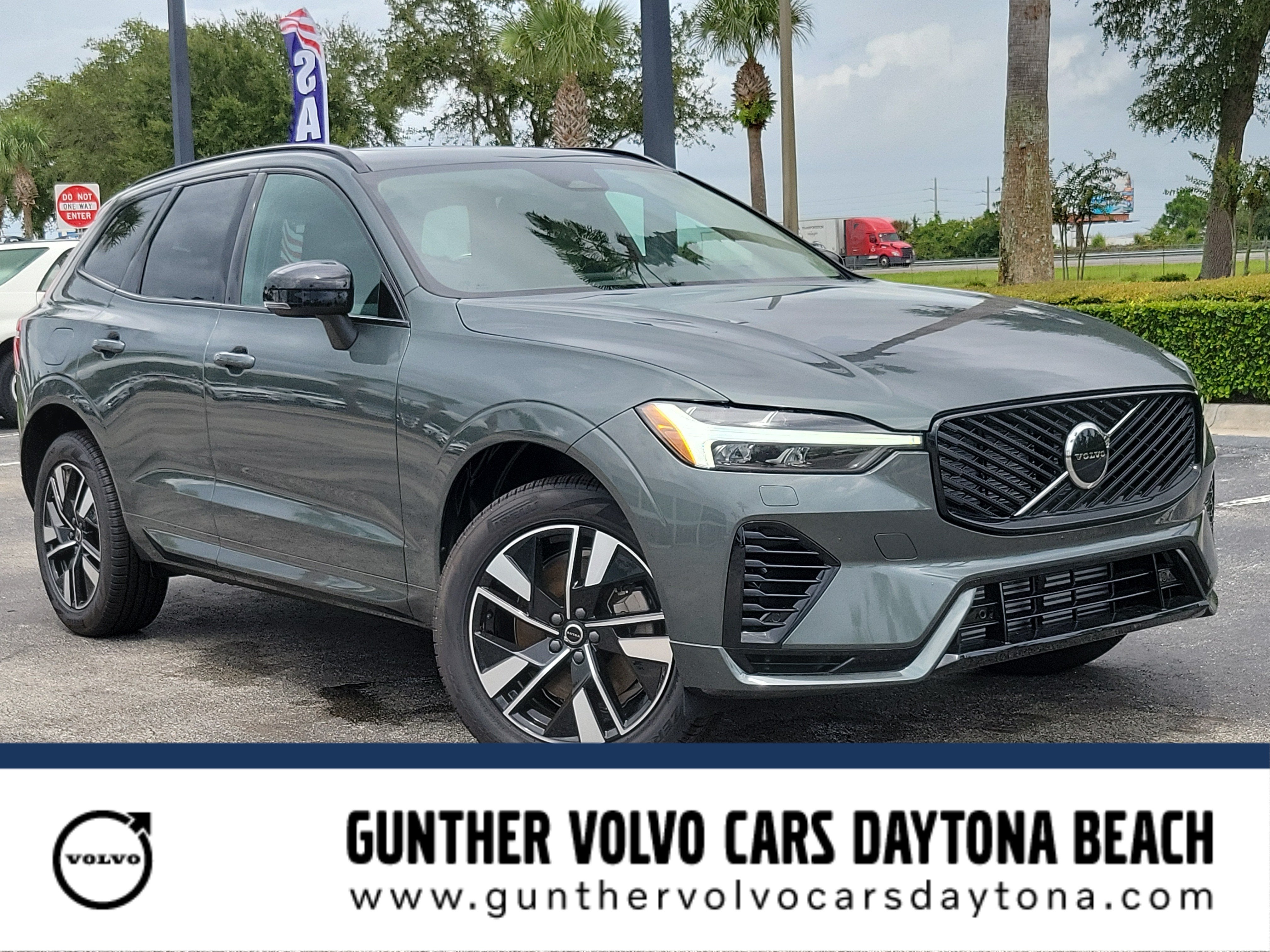 2026 Volvo XC60 Plug-In Hybrid Core