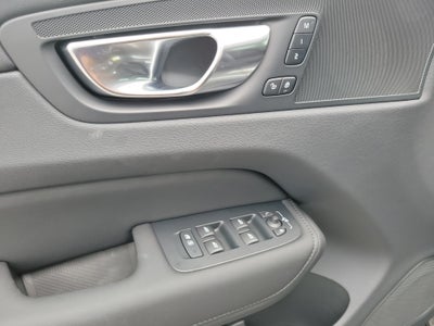 2026 Volvo XC60 Plug-In Hybrid Core