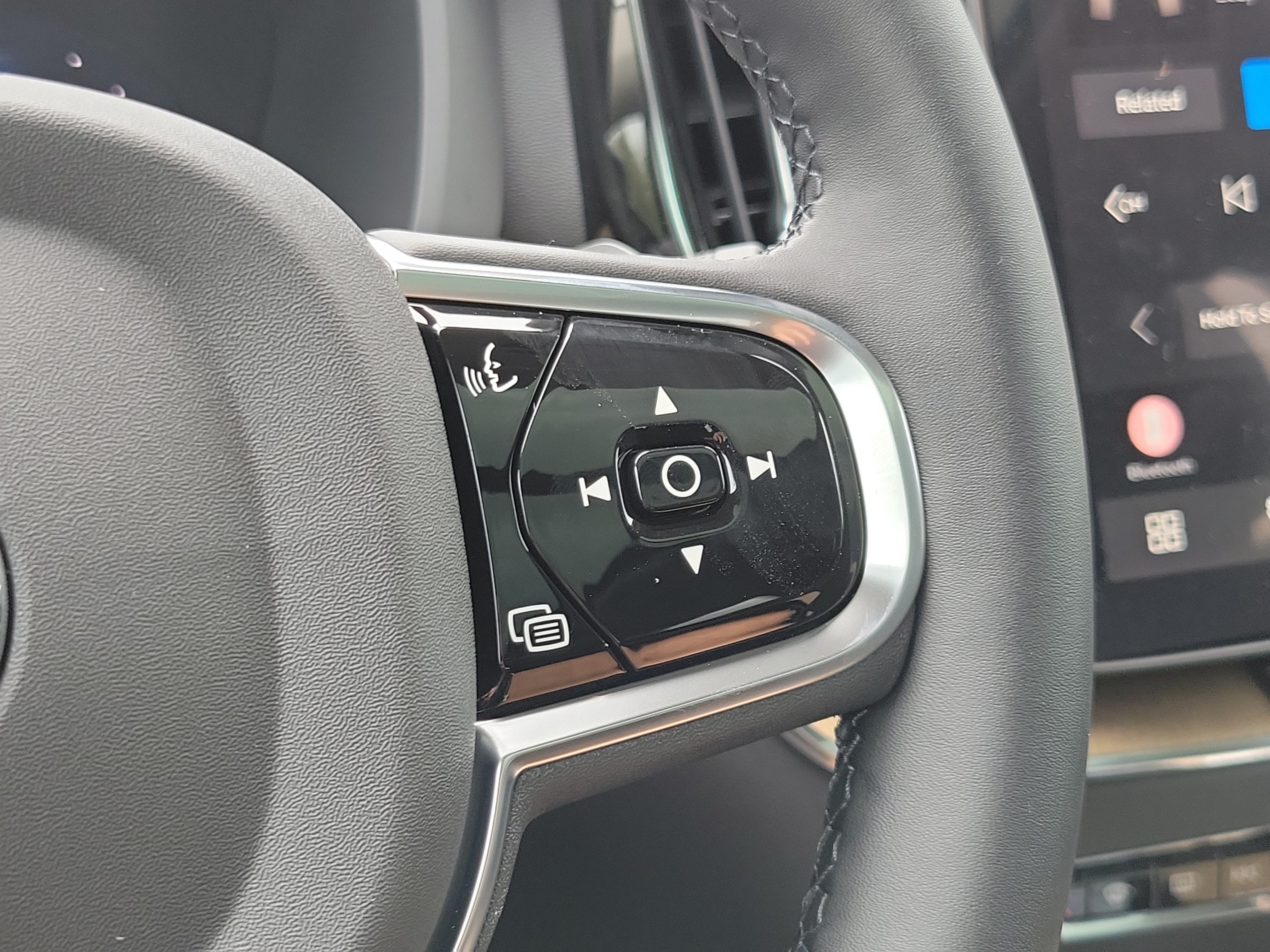 2026 Volvo XC60 Plug-In Hybrid Core