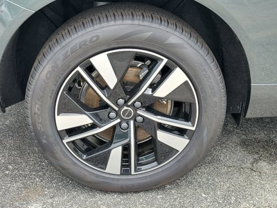 2026 Volvo XC60 Plug-In Hybrid Core