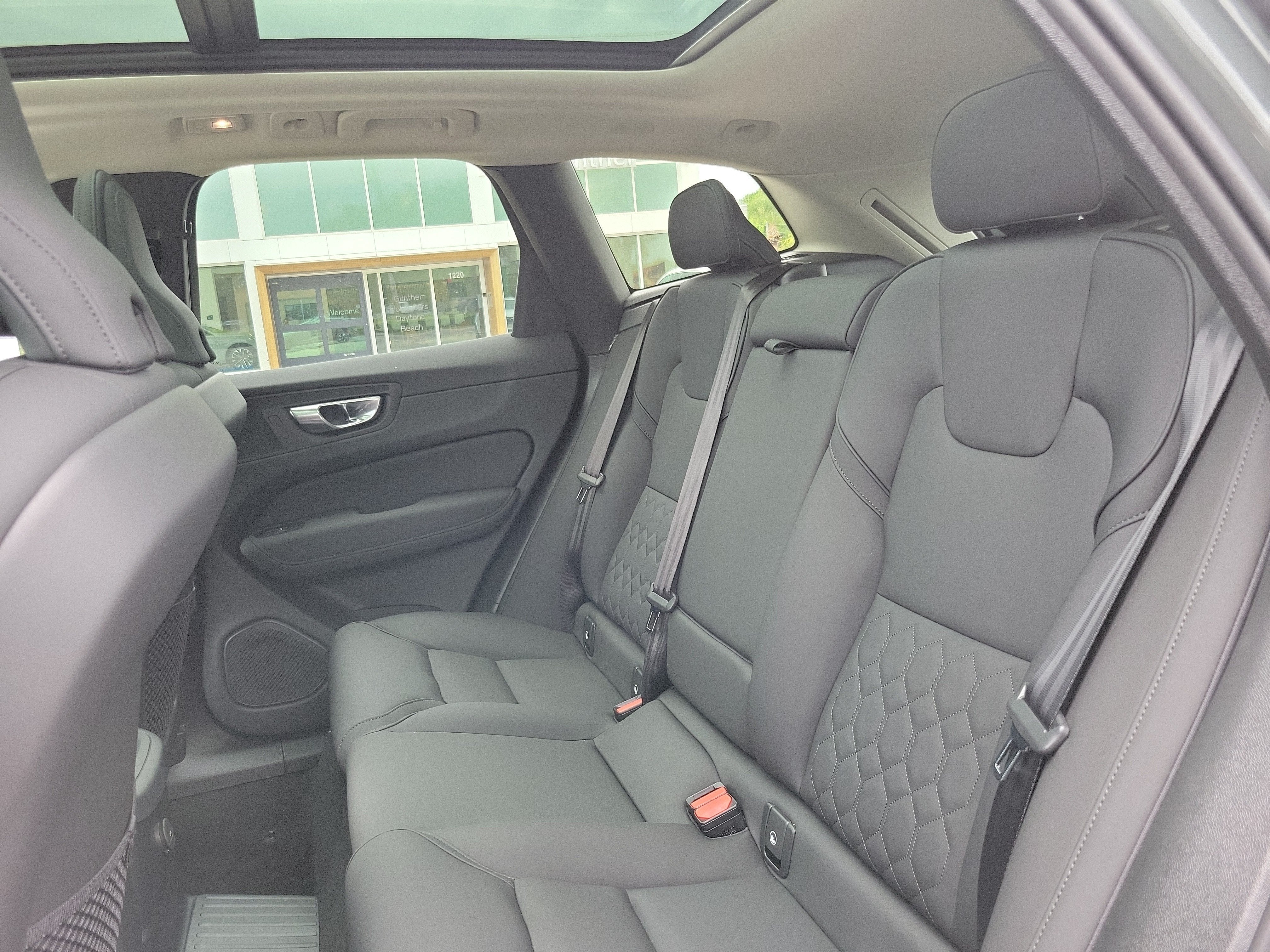 2026 Volvo XC60 Plug-In Hybrid Core