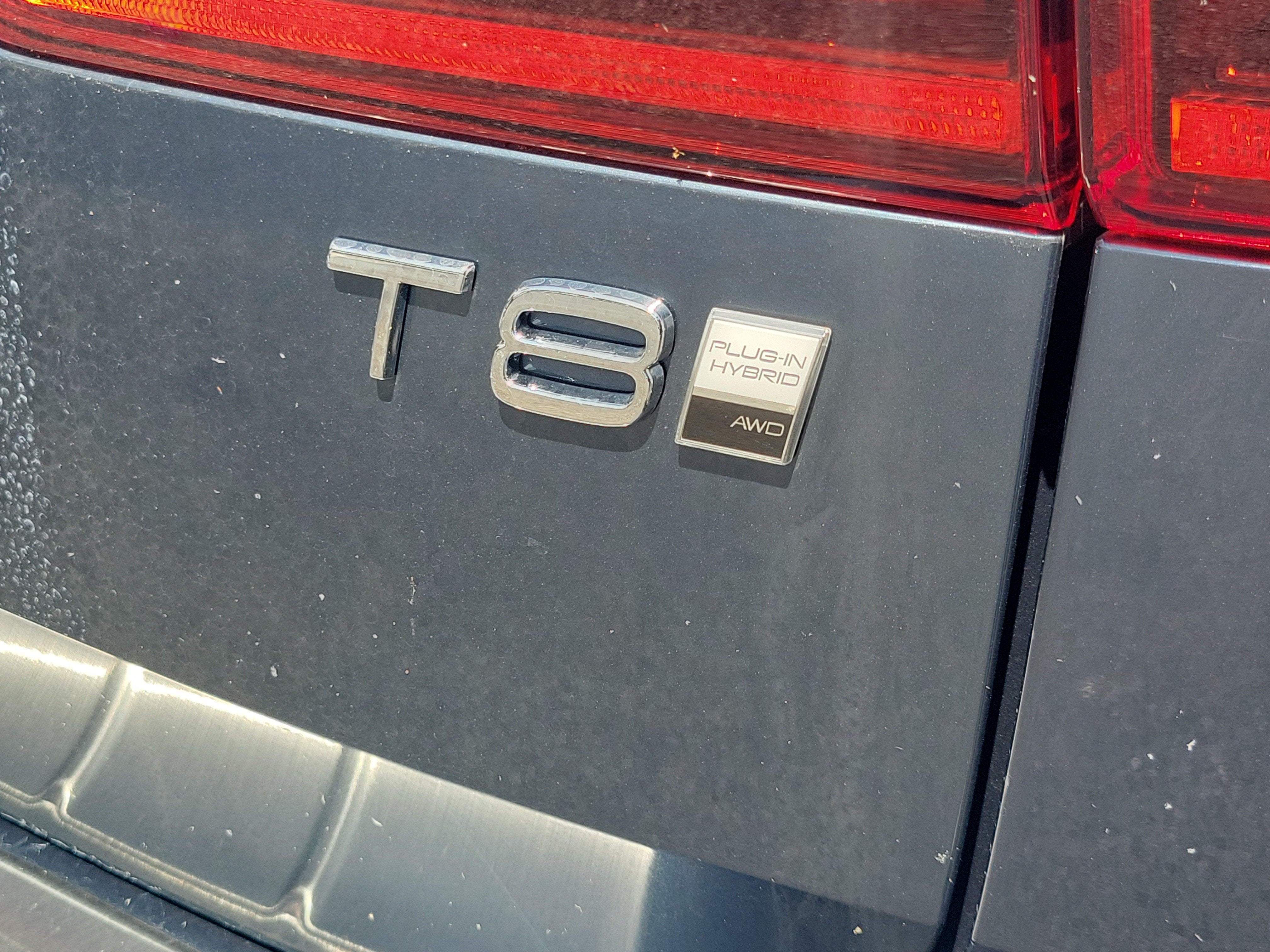 2026 Volvo XC60 Plug-In Hybrid Ultra