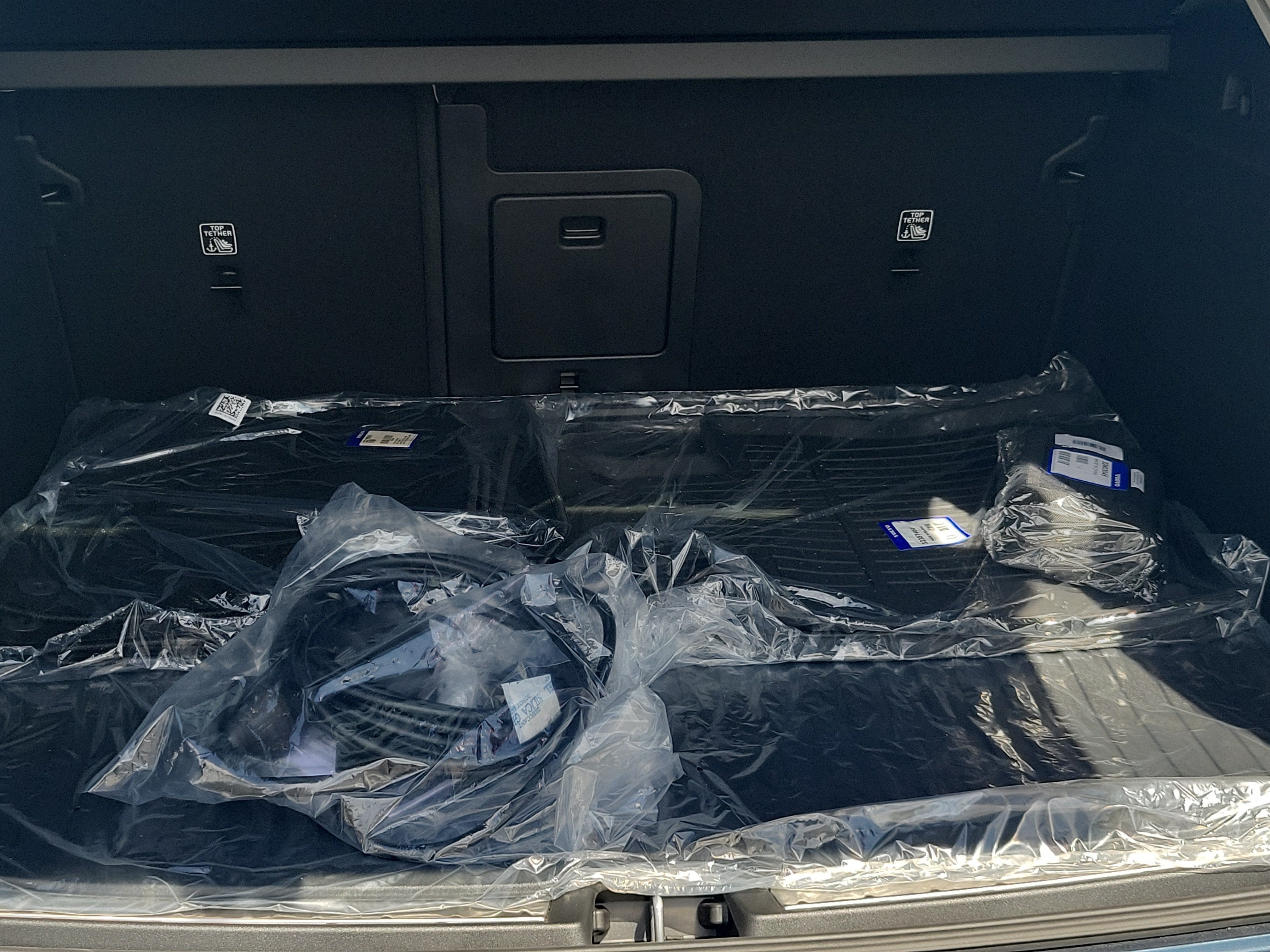 2026 Volvo XC60 Plug-In Hybrid Ultra