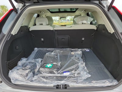 2026 Volvo XC60 Plug-In Hybrid Ultra