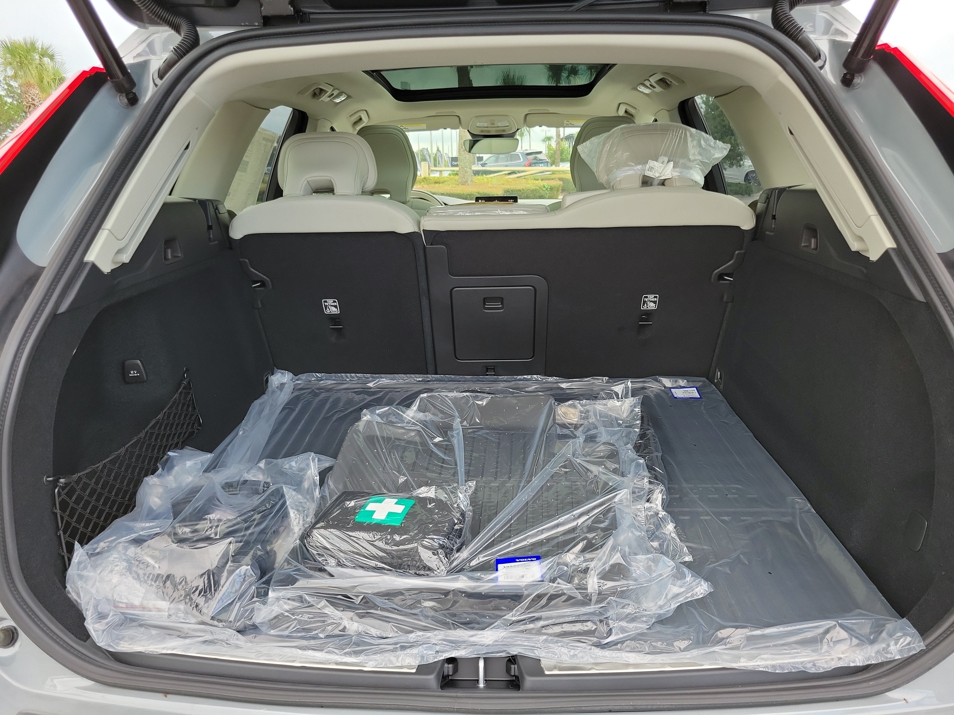 2026 Volvo XC60 Plug-In Hybrid Ultra