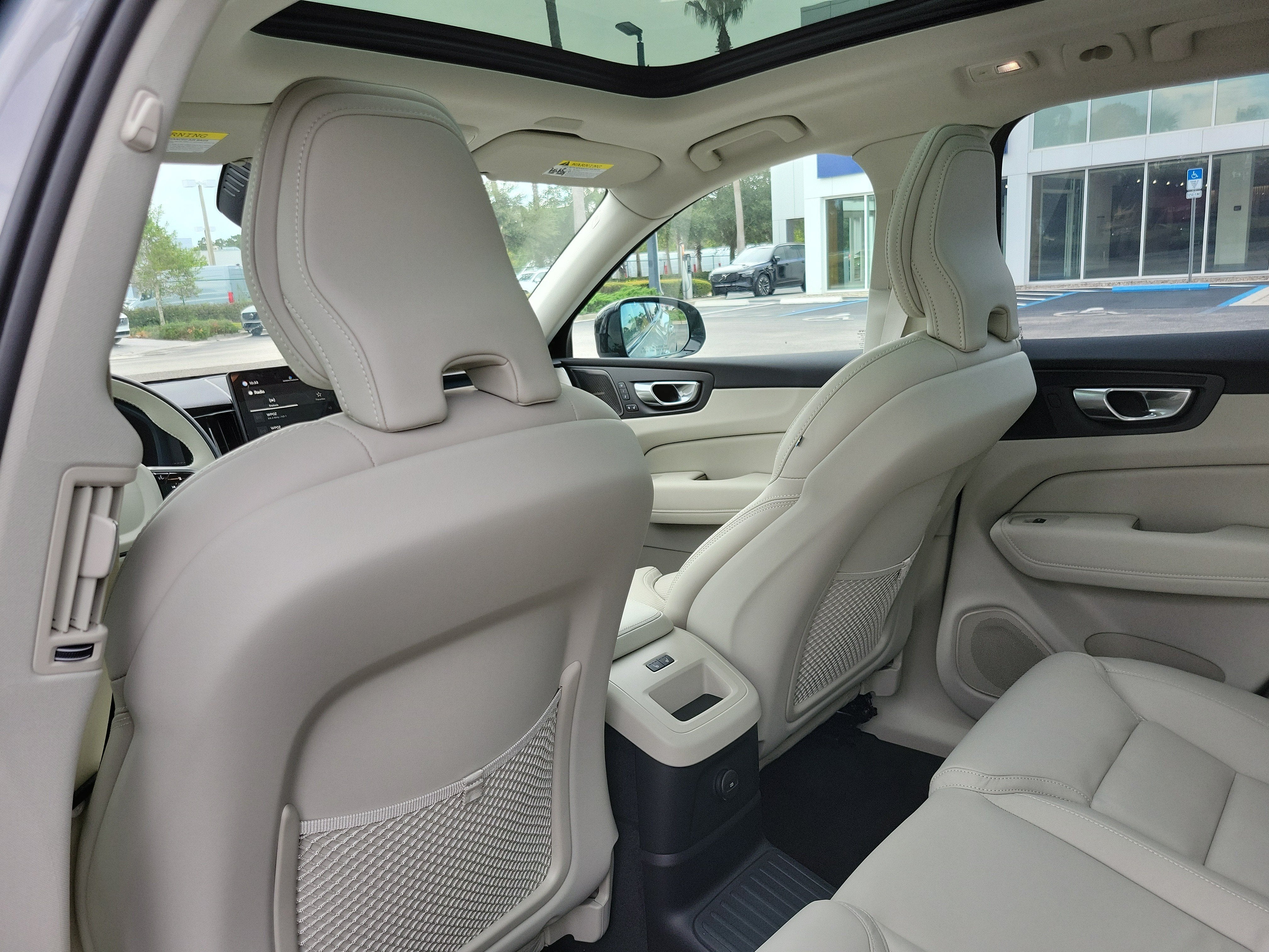 2026 Volvo XC60 Plug-In Hybrid Ultra
