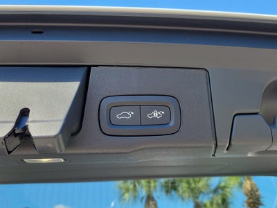 2027 Volvo XC60 Plug-In Hybrid Ultra