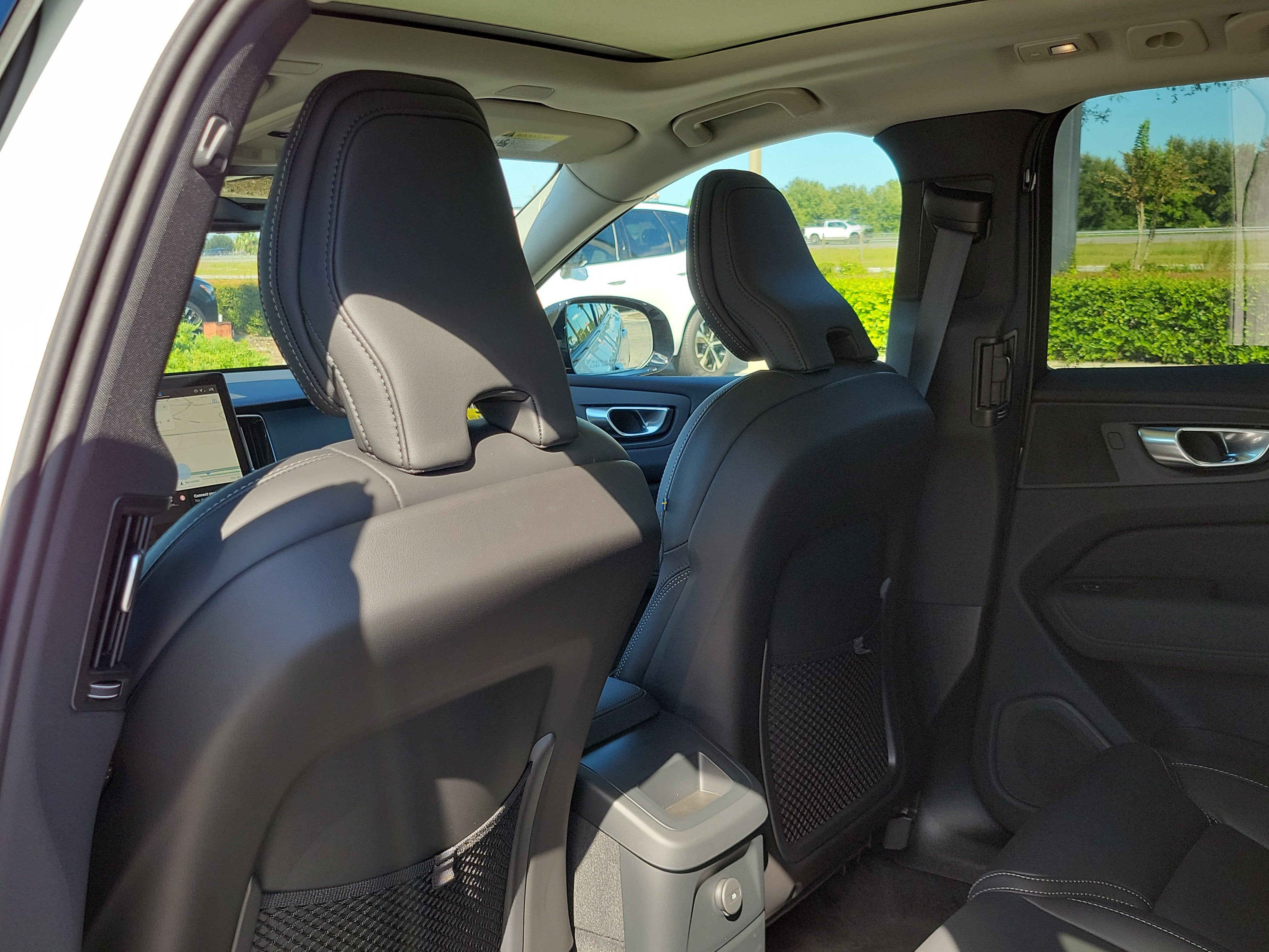 2027 Volvo XC60 Plug-In Hybrid Ultra