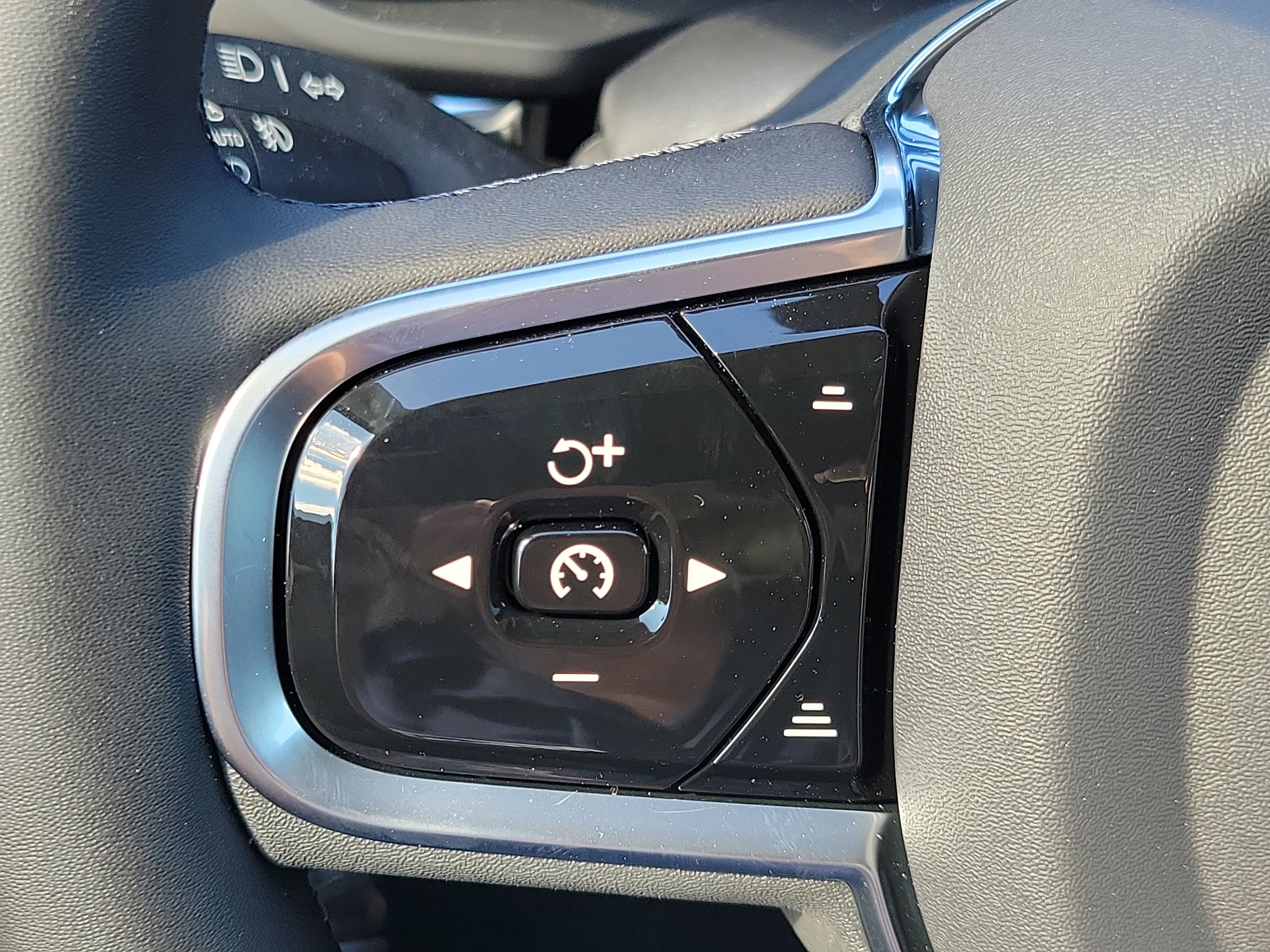 2027 Volvo XC60 Plug-In Hybrid Ultra