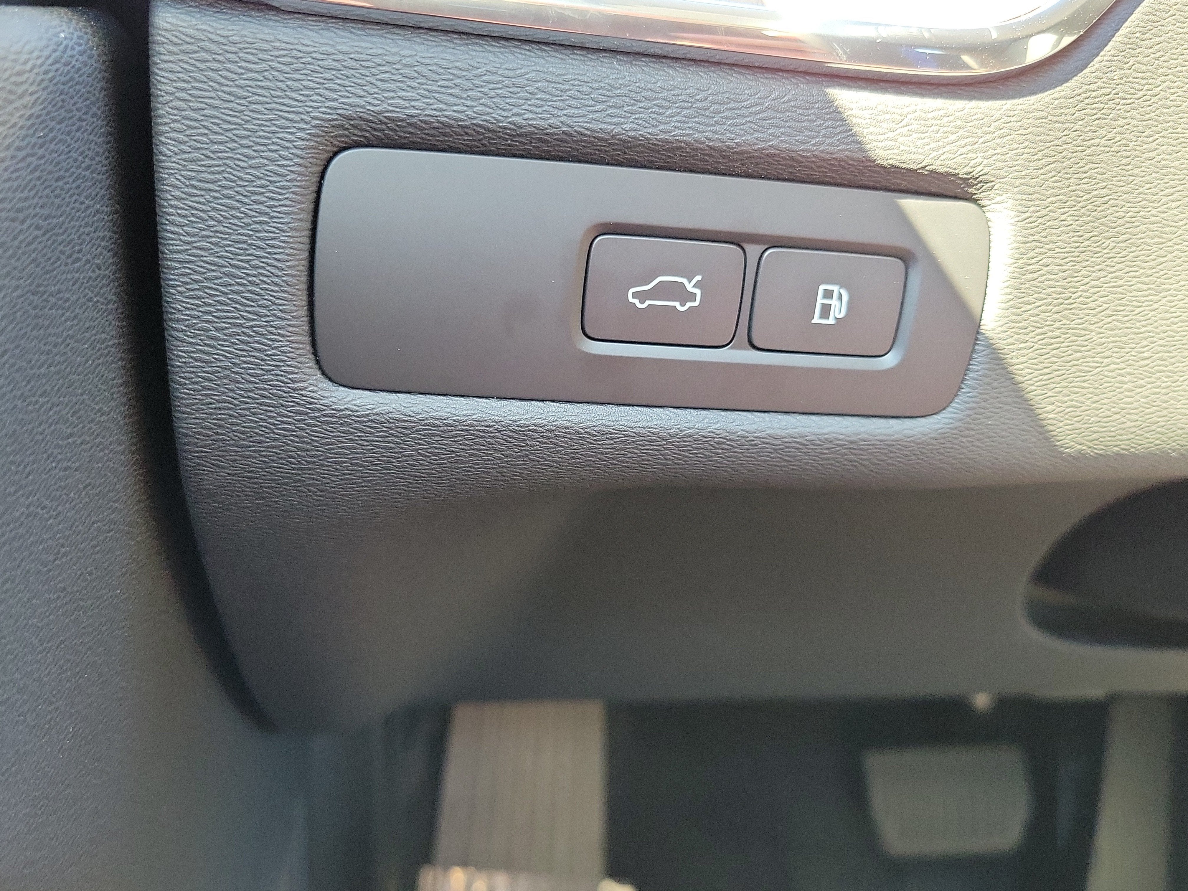 2027 Volvo XC60 Plug-In Hybrid Ultra