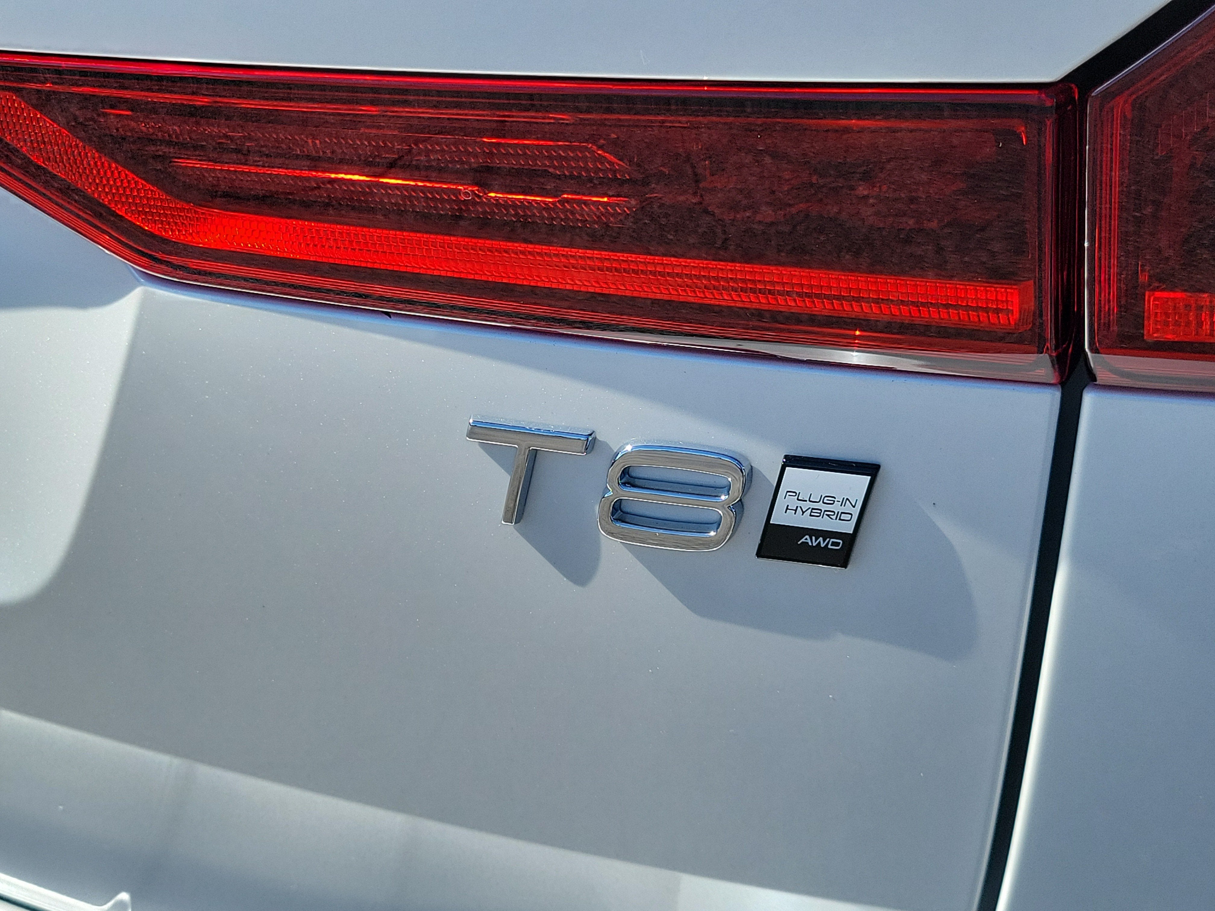 2027 Volvo XC60 Plug-In Hybrid Ultra