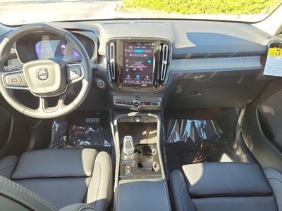 2026 Volvo XC40 Plus