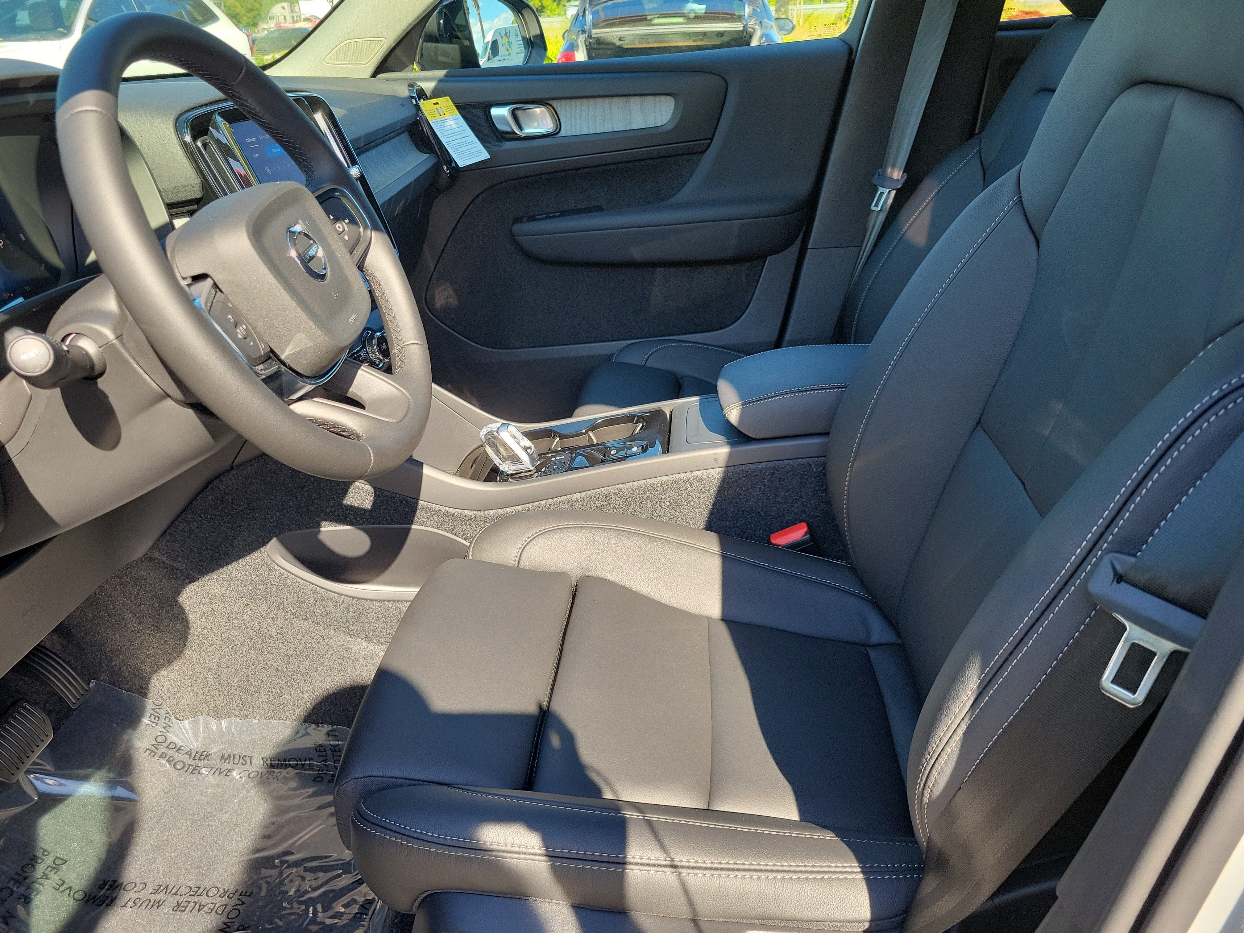 2026 Volvo XC40 Plus