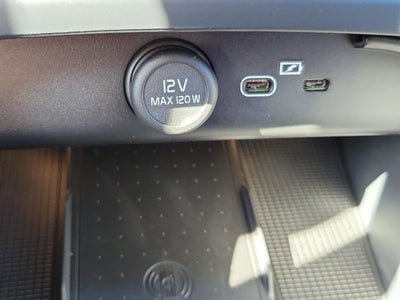 2026 Volvo XC40 Plus