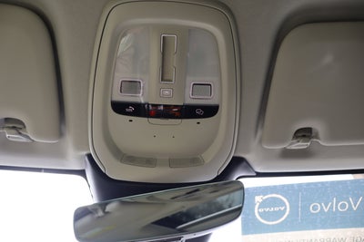 2023 Volvo XC60 Plus Bright Theme