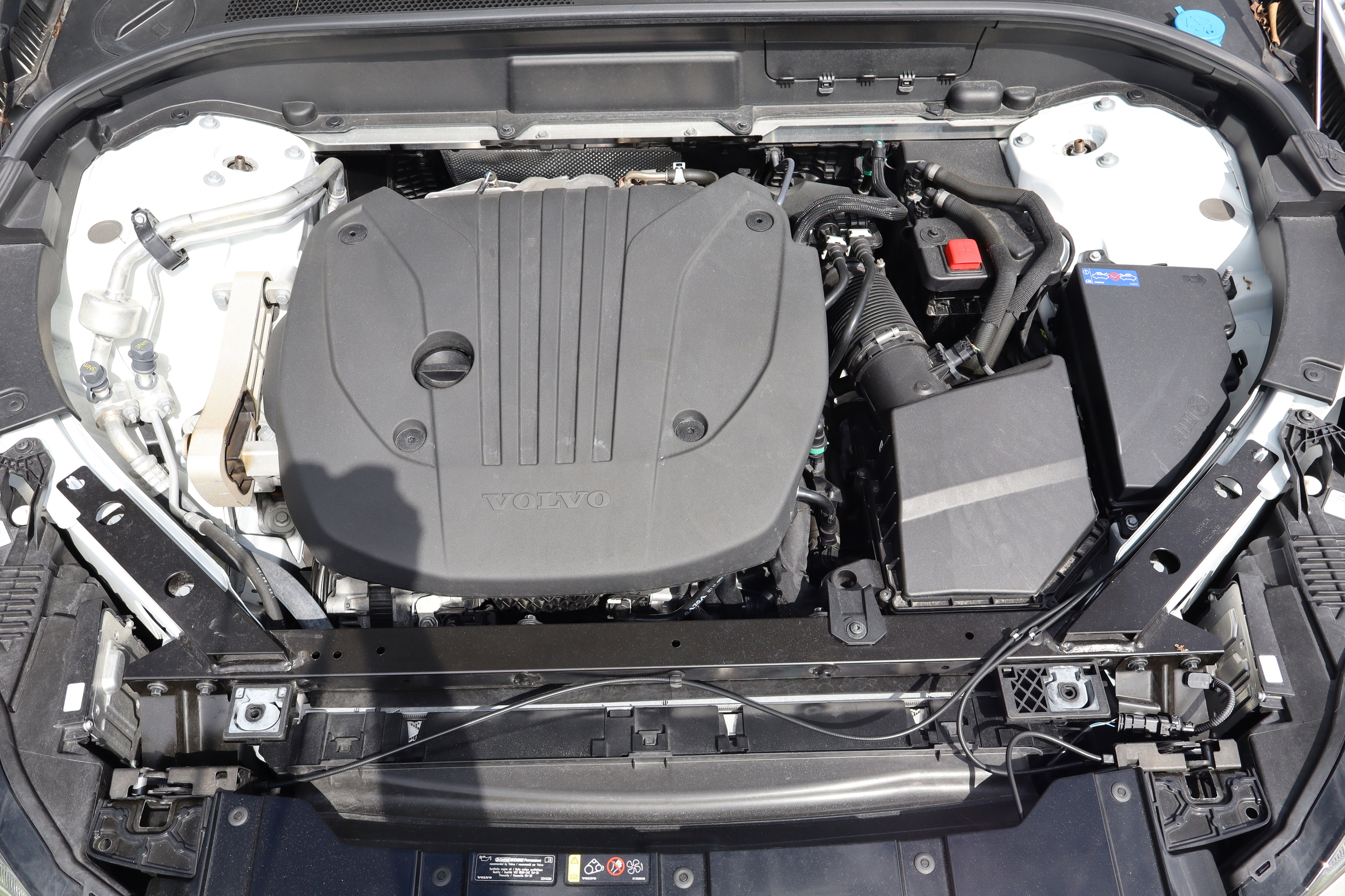 2023 Volvo XC60 Plus Bright Theme