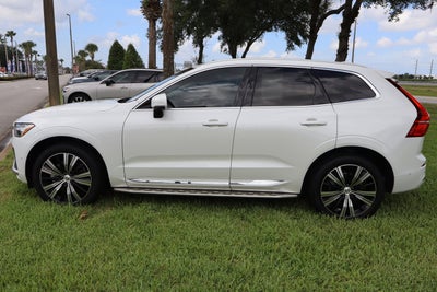 2023 Volvo XC60 Plus Bright Theme