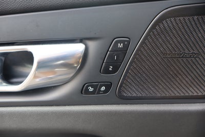 2022 Volvo XC60 Inscription