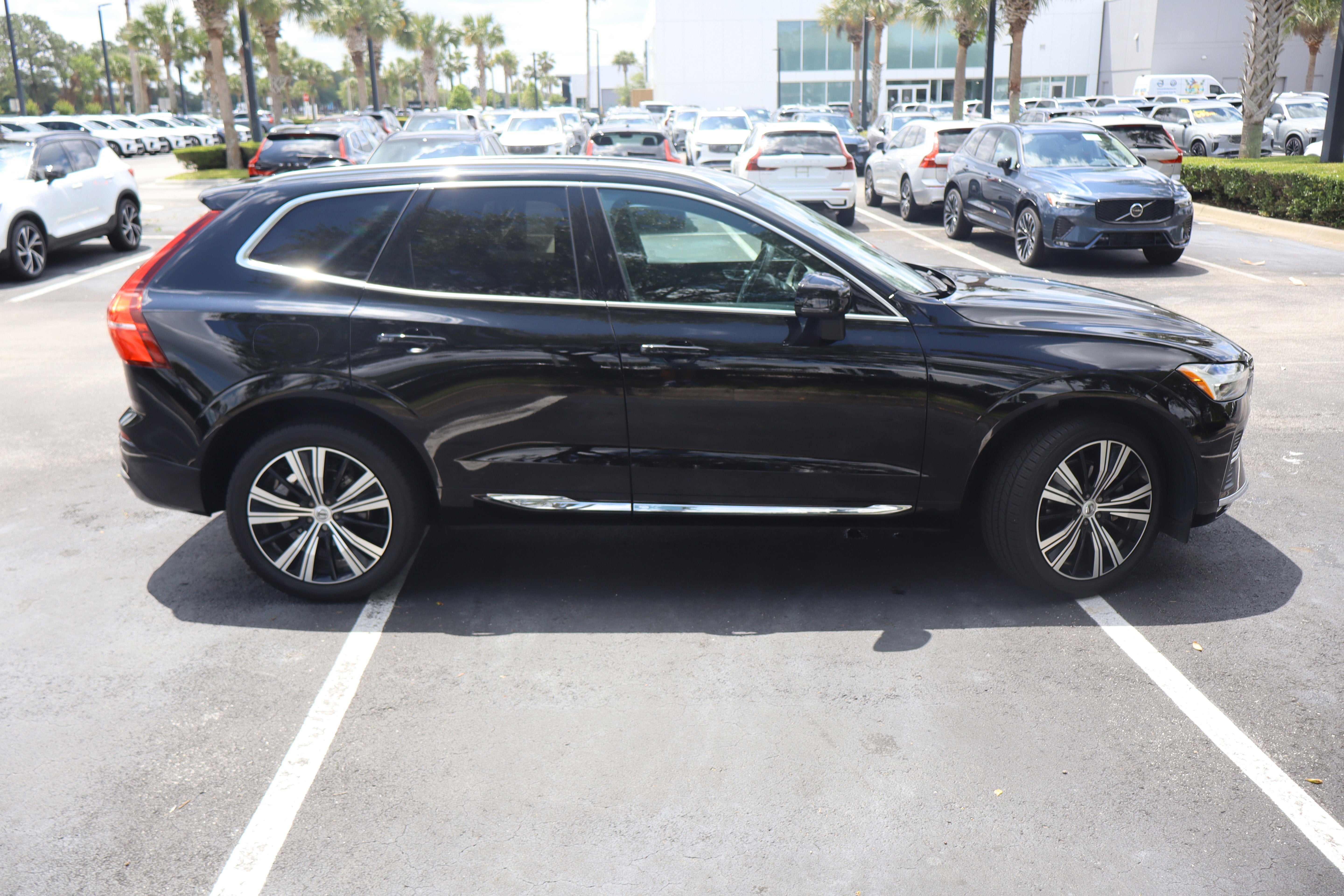 2022 Volvo XC60 Inscription