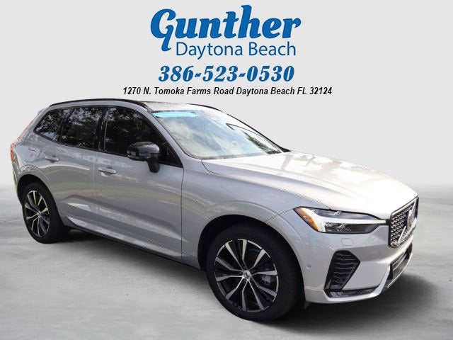 2023 Volvo XC60 Plus Dark Theme