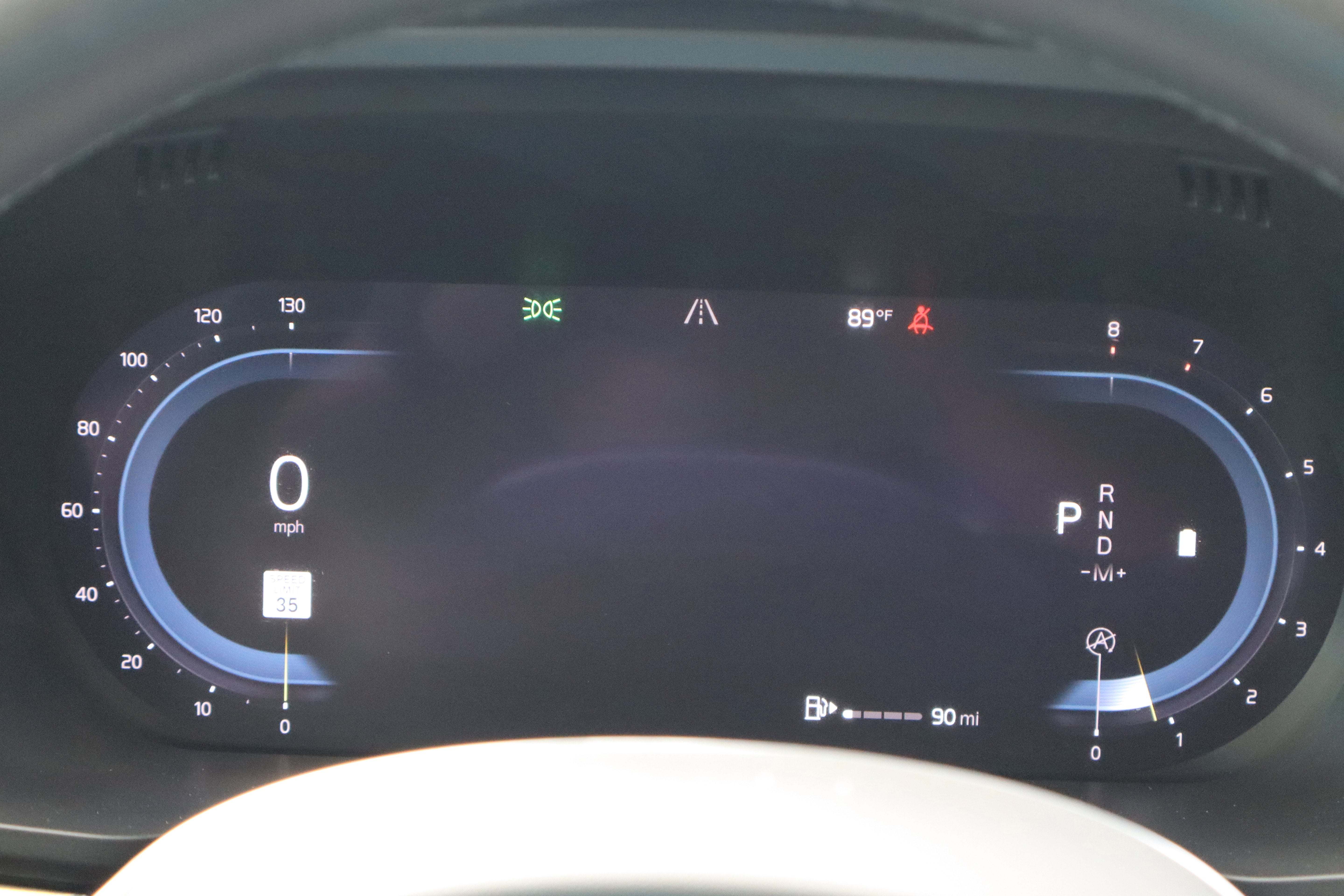 2023 Volvo XC60 Plus Dark Theme