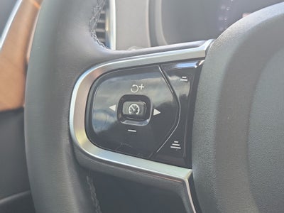 2024 Volvo XC90 Plus Bright Theme