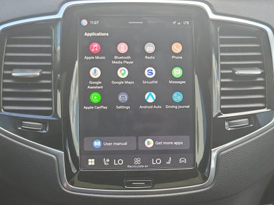 2024 Volvo XC90 Plus Bright Theme