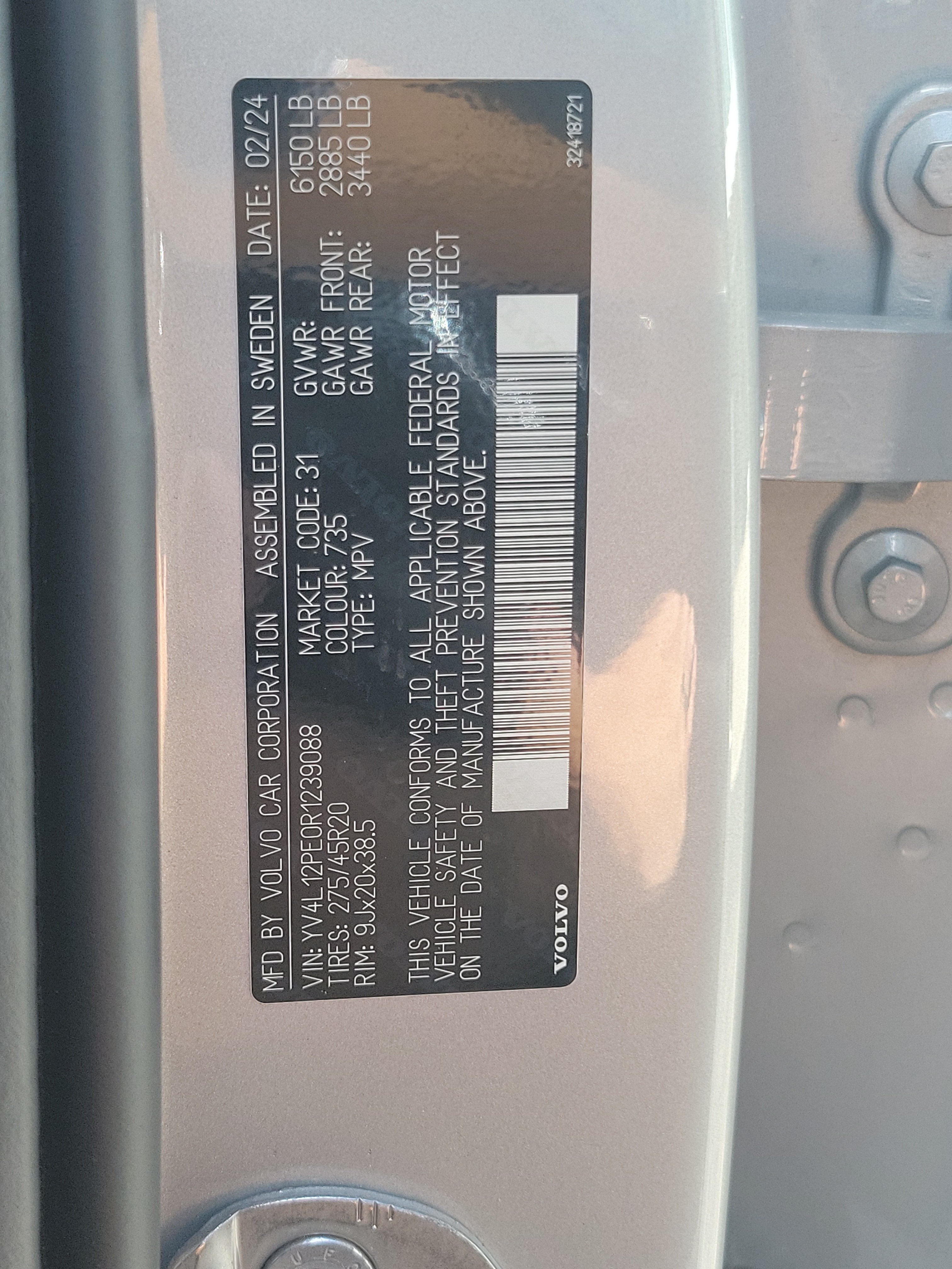 2024 Volvo XC90 Plus Bright Theme
