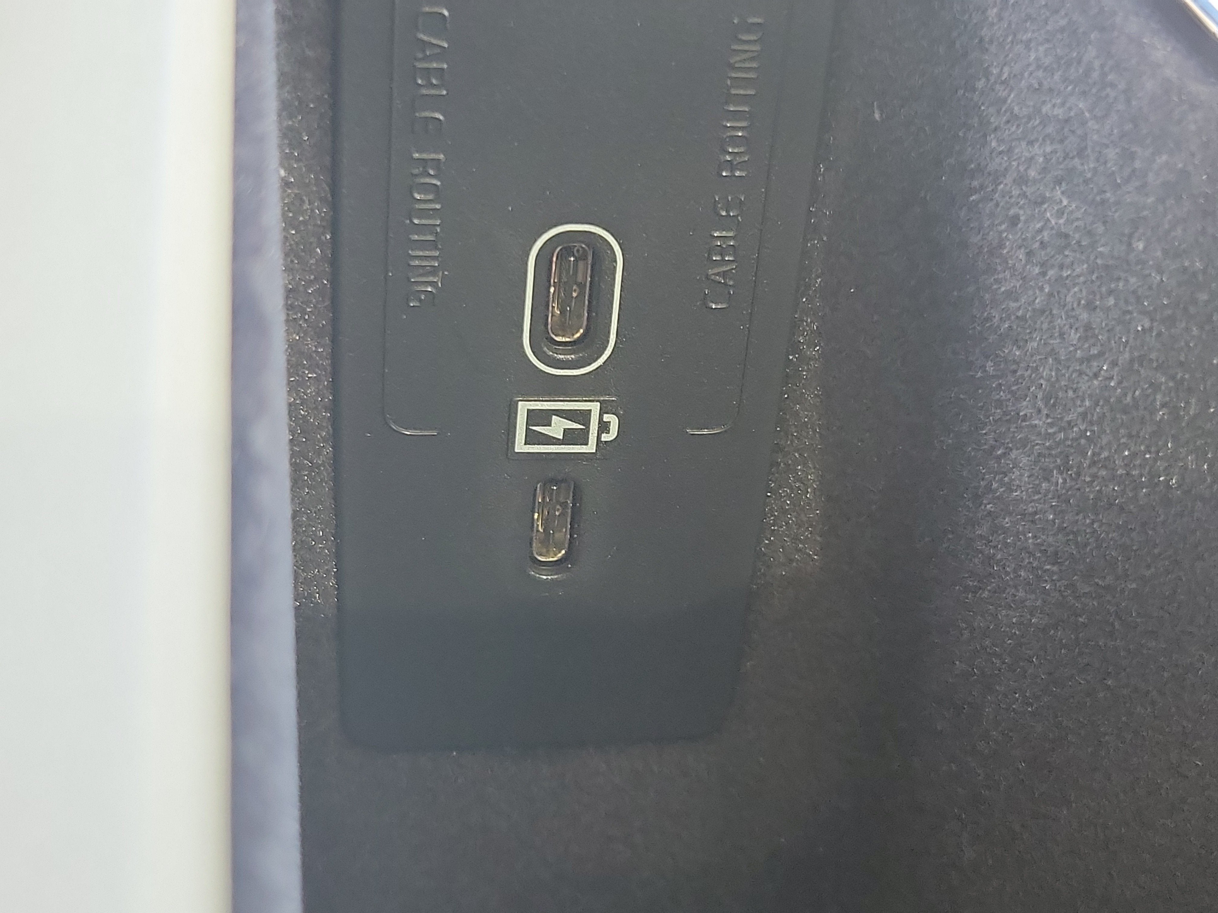 2024 Volvo XC90 Plus Bright Theme