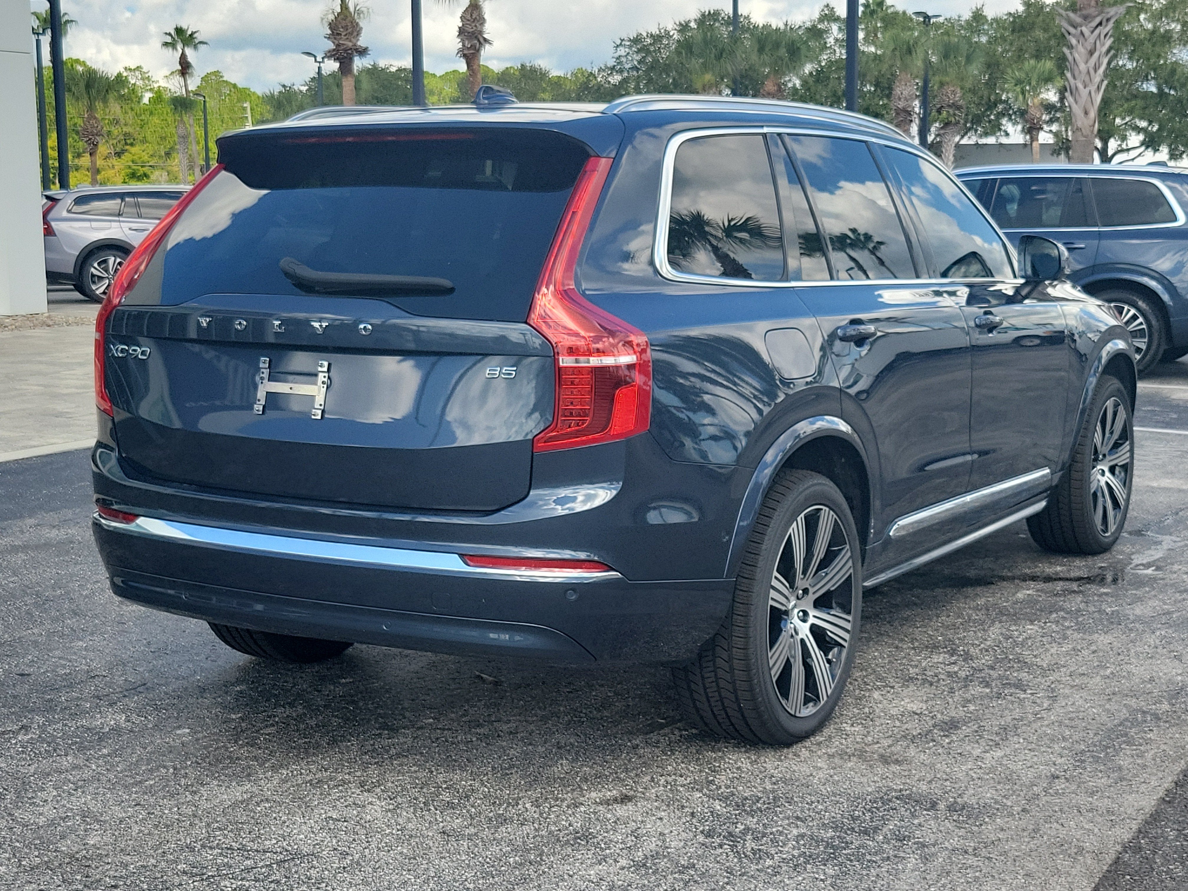2024 Volvo XC90 Plus Bright Theme