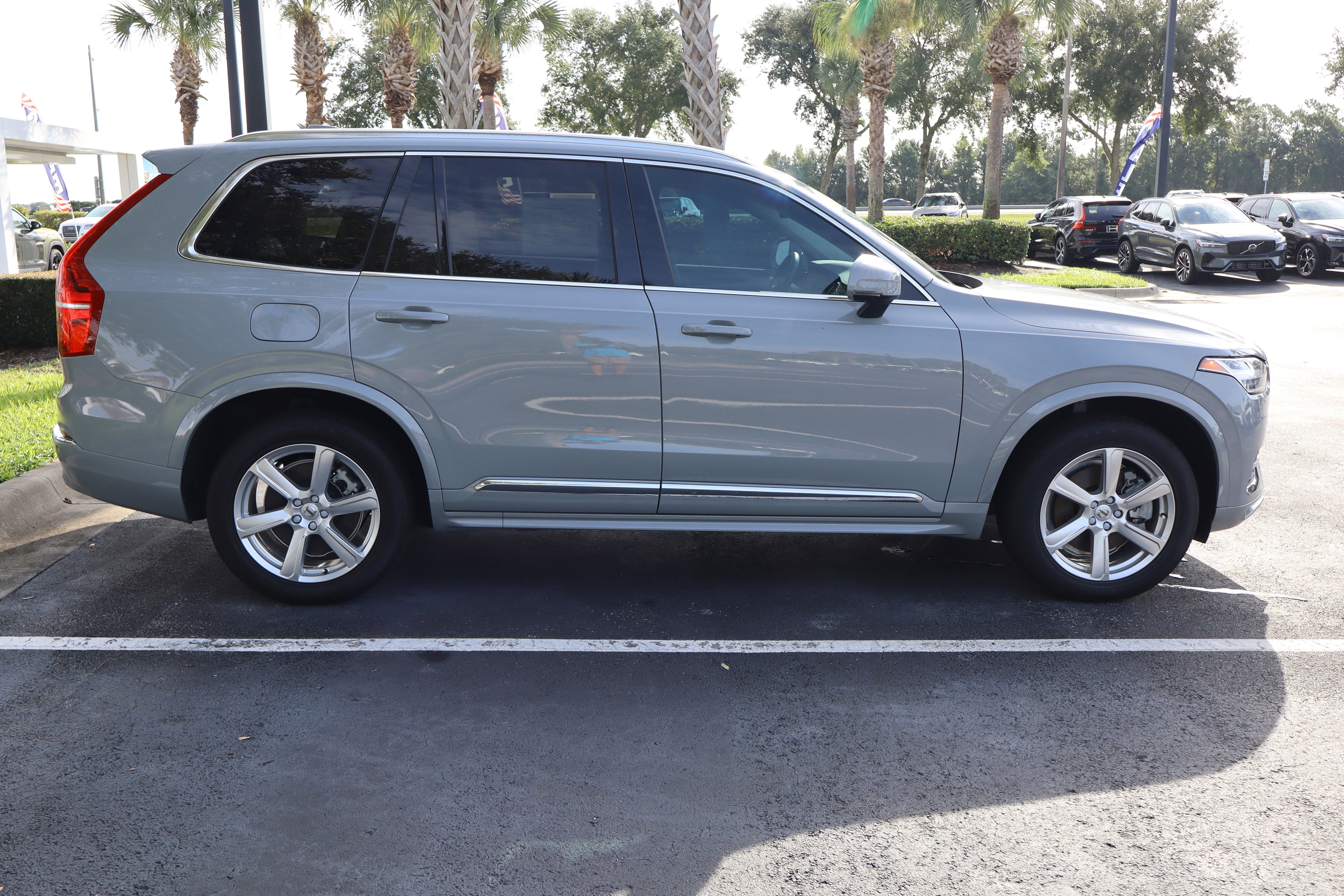 2024 Volvo XC90 Core Bright Theme