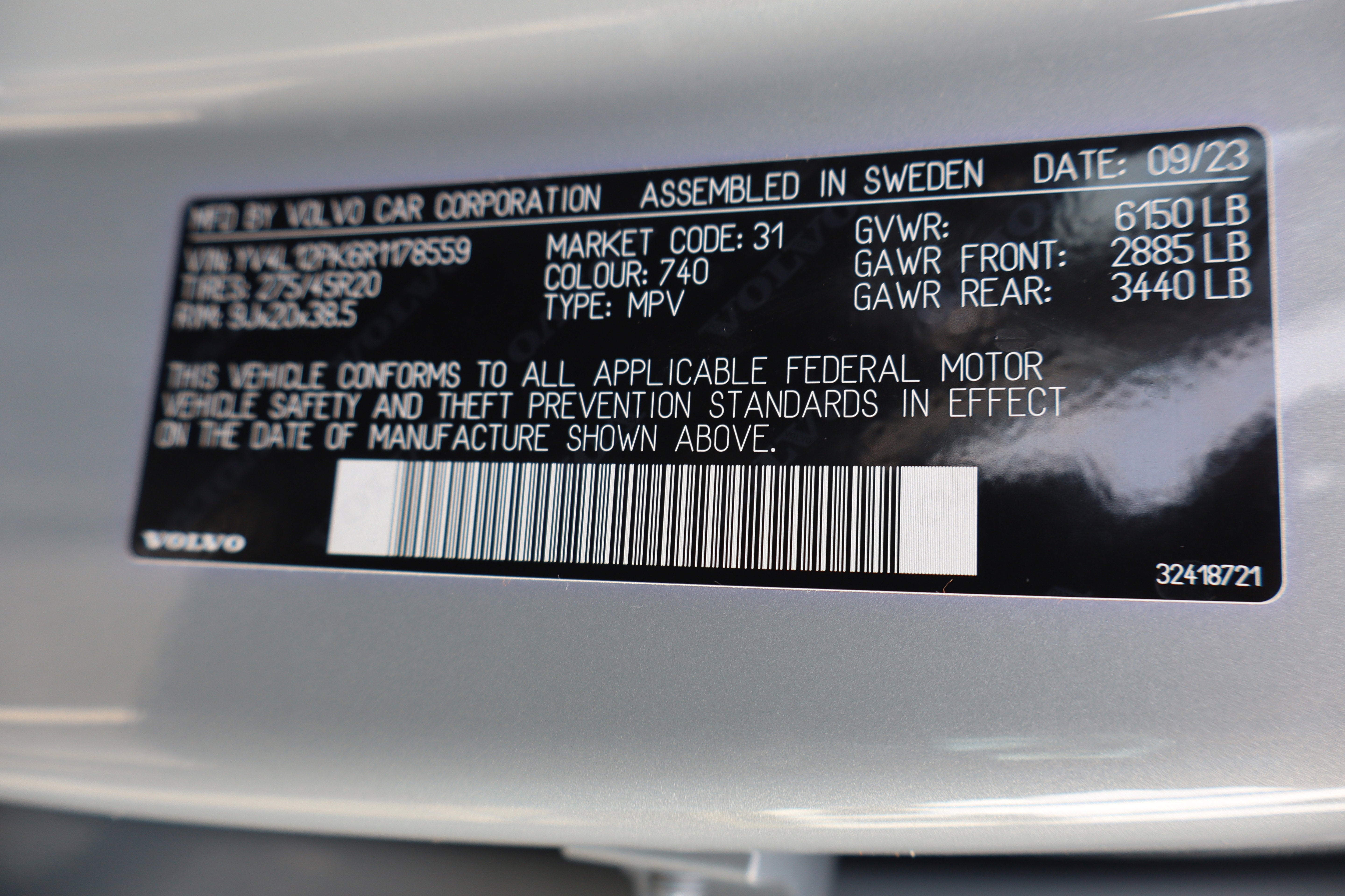 2024 Volvo XC90 Core Bright Theme