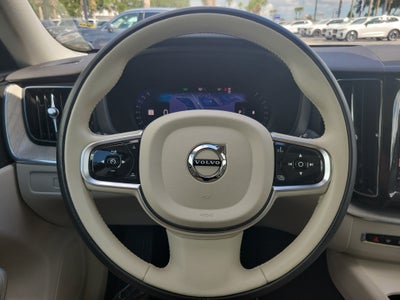 2024 Volvo XC60 Plus Dark Theme