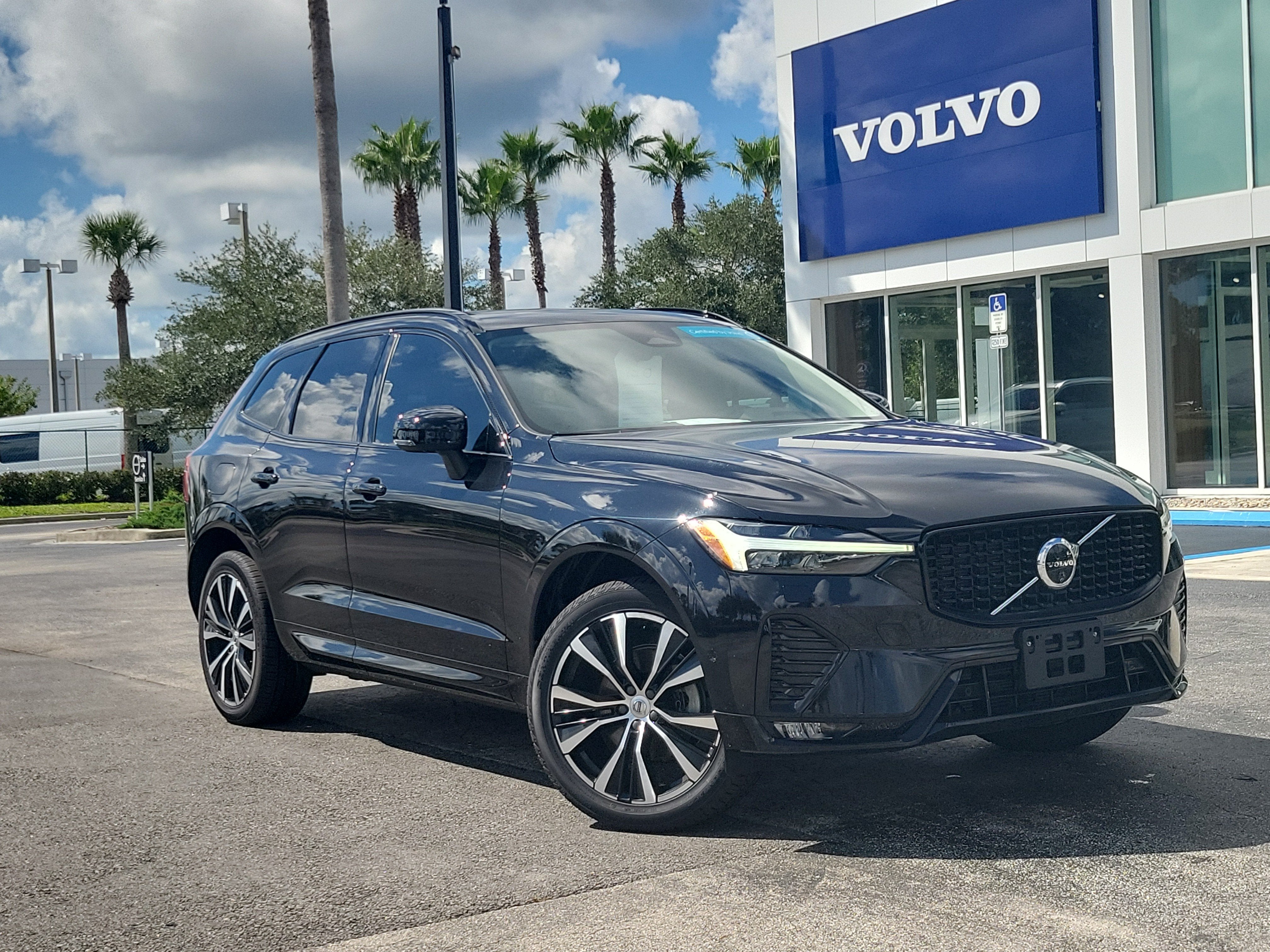 2024 Volvo XC60 Plus