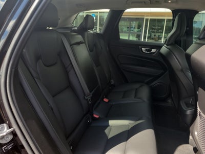 2024 Volvo XC60 Plus Dark Theme
