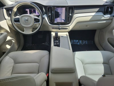 2024 Volvo XC60 Plus Dark Theme