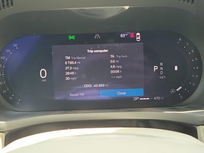 2024 Volvo XC60 Plus Dark Theme