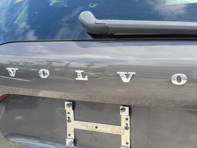 2024 Volvo XC60 Plus Dark Theme