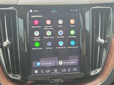 2024 Volvo XC60 Plus Dark Theme