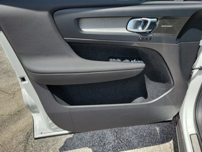 2026 Volvo XC40 Plus