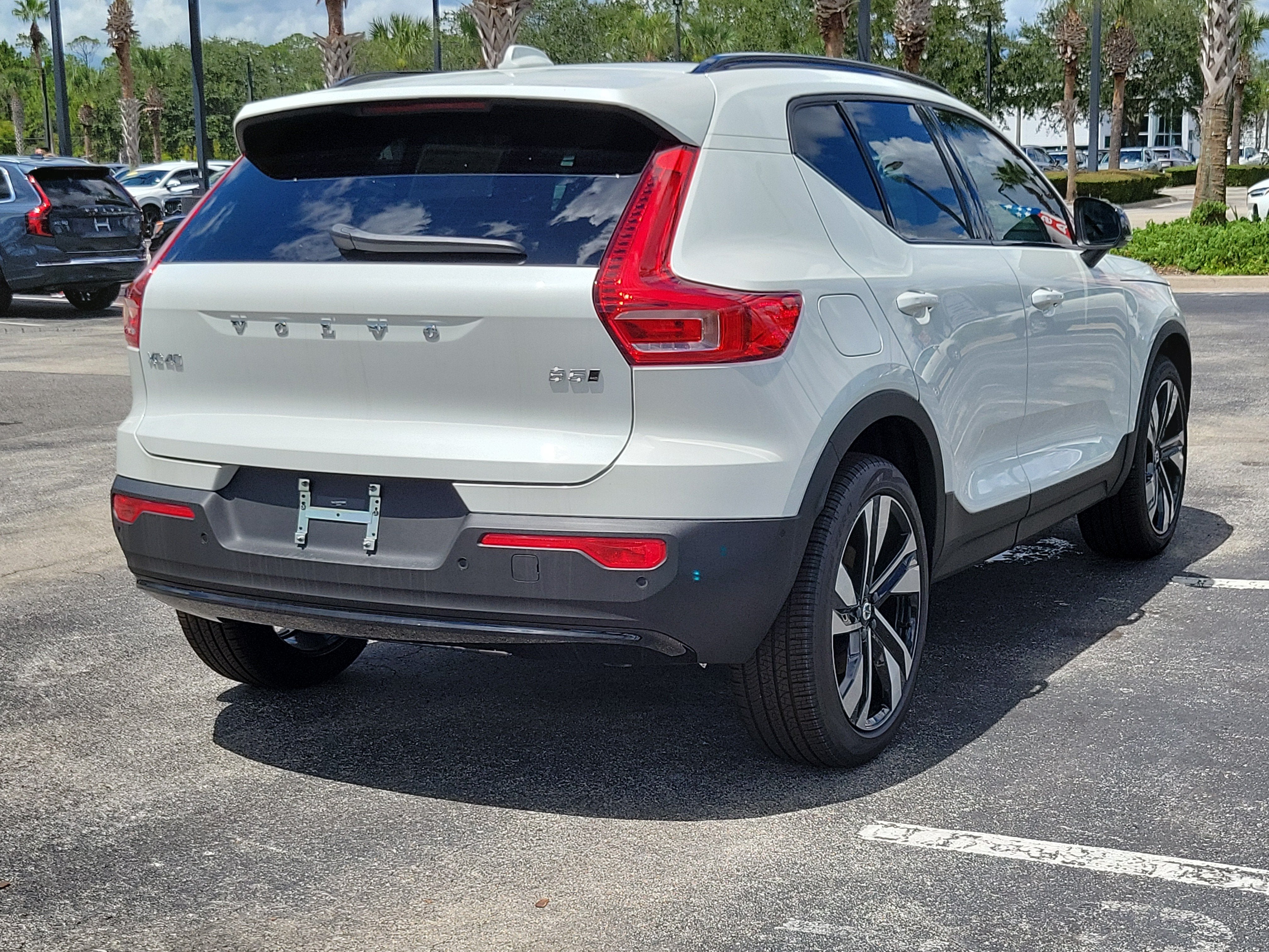 2026 Volvo XC40 Plus